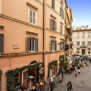 sumptuous-residence-by-piazza-navona.it-romehotels.com/