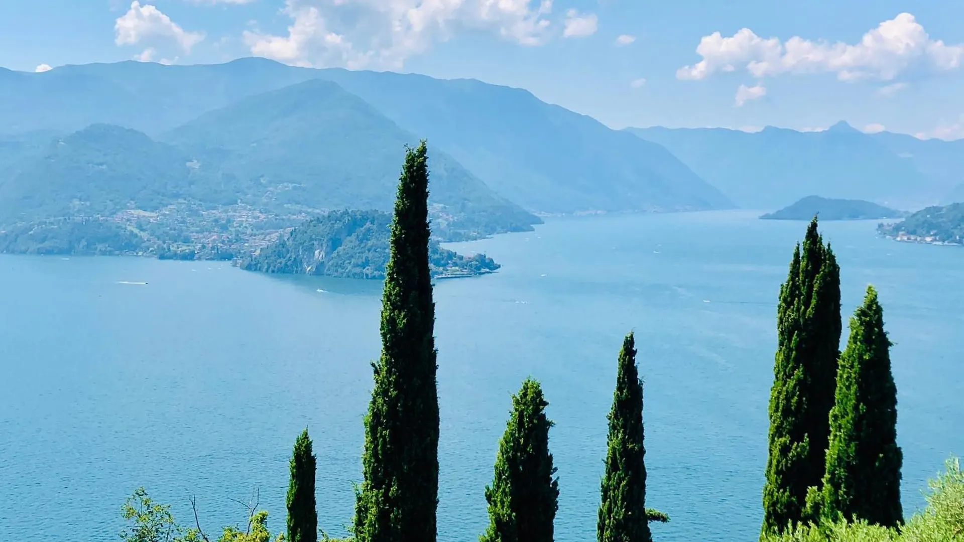 The Cypress House - Historical Center With Ac Apartment Varenna Italy