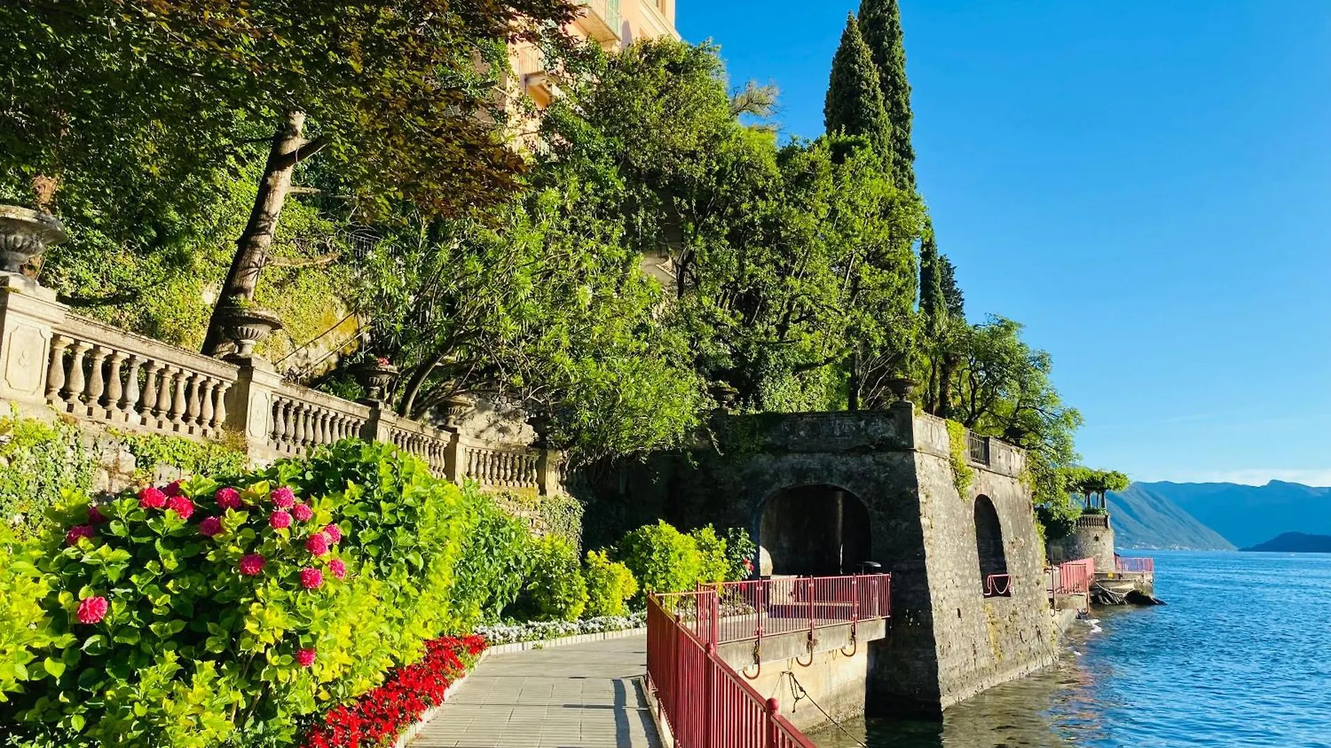 The Cypress House - Historical Center With Ac Apartment Varenna Italy